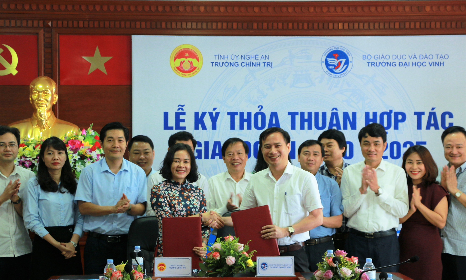 Trường Chính trị tỉnh Nghệ An ký thỏa thuận hợp tác với Trường Đại học Vinh