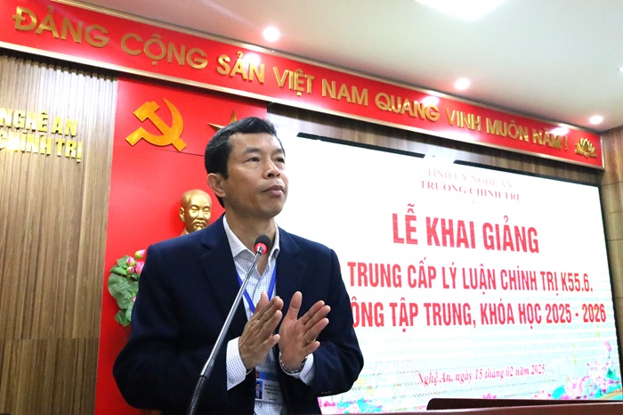 Khai giảng lớp Trung cấp lý luận chính trị K55.6, hệ không tập trung, khóa học 2025-2026