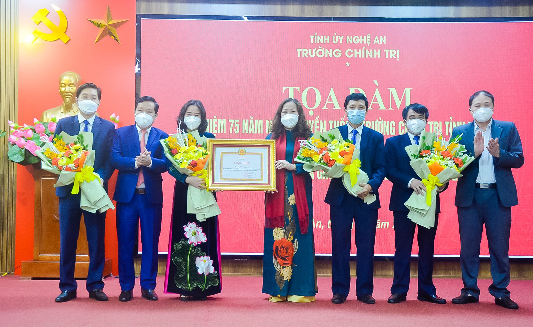 Trường Chính trị tỉnh Nghệ An tổ chức Tọa đàm kỷ niệm 75 năm ngày thành lập