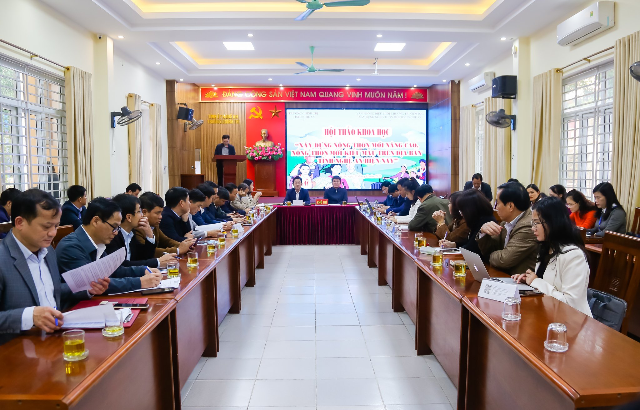 Hội thảo khoa học: “Xây dựng nông thôn mới nâng cao, nông thôn mới kiểu mẫu trên địa bàn tỉnh Nghệ An hiện nay”