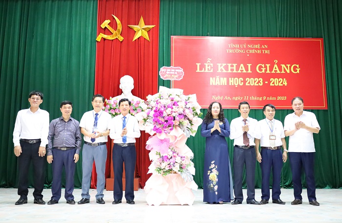Trường Chính trị Nghệ An khai giảng năm học 2023 – 2024