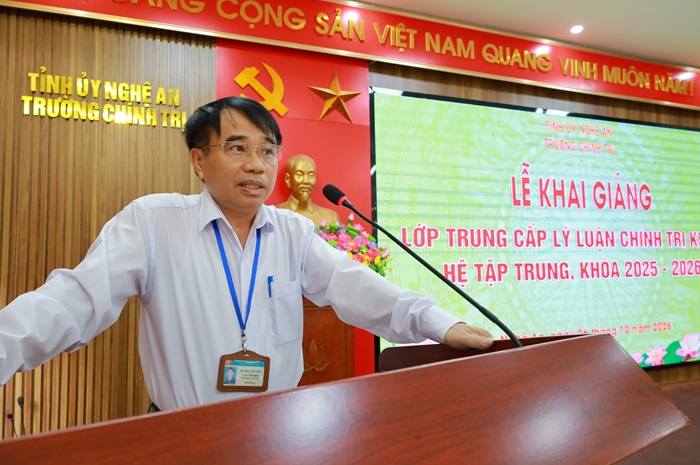 Khai giảng lớp Trung cấp lý luận chính trị K55.4, hệ tập trung, khóa học 2025-2026