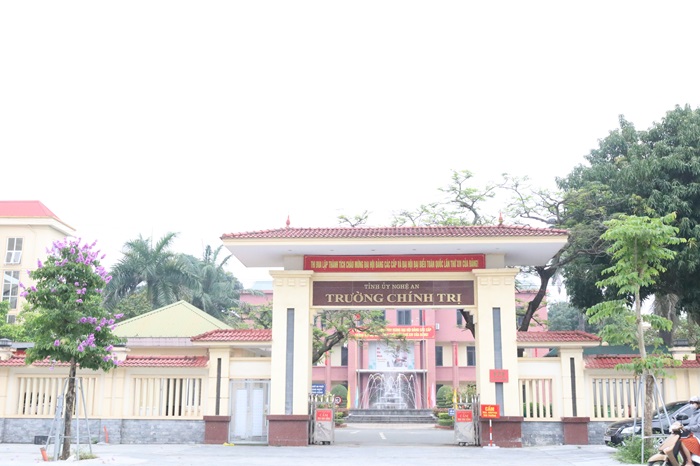 Thông báo khai giảng Lớp Bồi dưỡng ngạch chuyên viên và tương đương K39.5; Chuyên viên chính và tương đương K15.5 (ngoài giờ hành chính) năm 2025