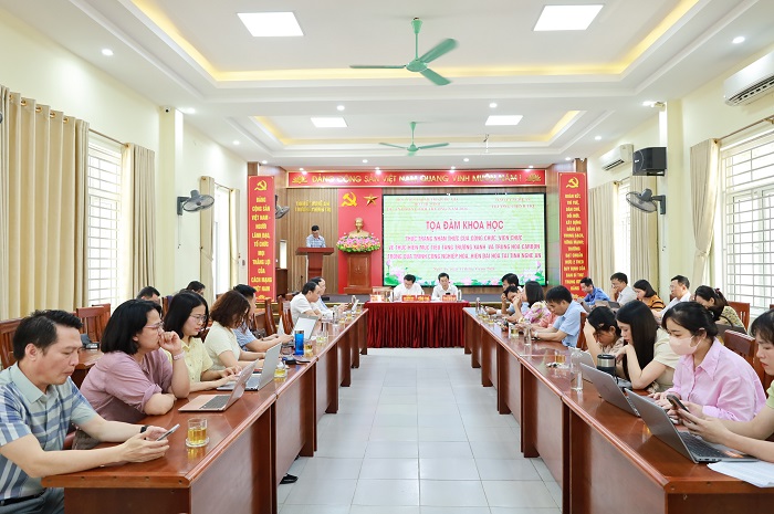 Tọa đàm khoa học về thực trạng nhận thức của công chức, viên chức trong thực hiện mục tiêu tăng trưởng xanh và trung hòa cacbon tại tỉnh Nghệ An