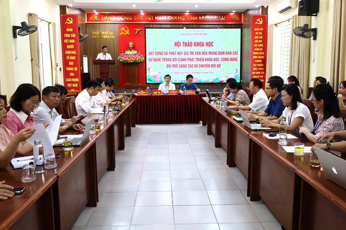 Hội thảo khoa học cấp trường: “Xây dựng và phát huy giá trị văn hóa mang đậm bản sắc xứ Nghệ trong bối cảnh phát triển khoa học, công nghệ, đổi mới sáng tạo và chuyển đổi số”