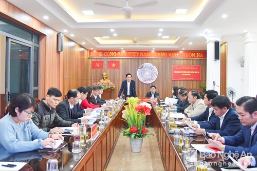 Đồng ý đề nghị công nhận Trường Chính trị tỉnh Nghệ An đạt chuẩn mức 1