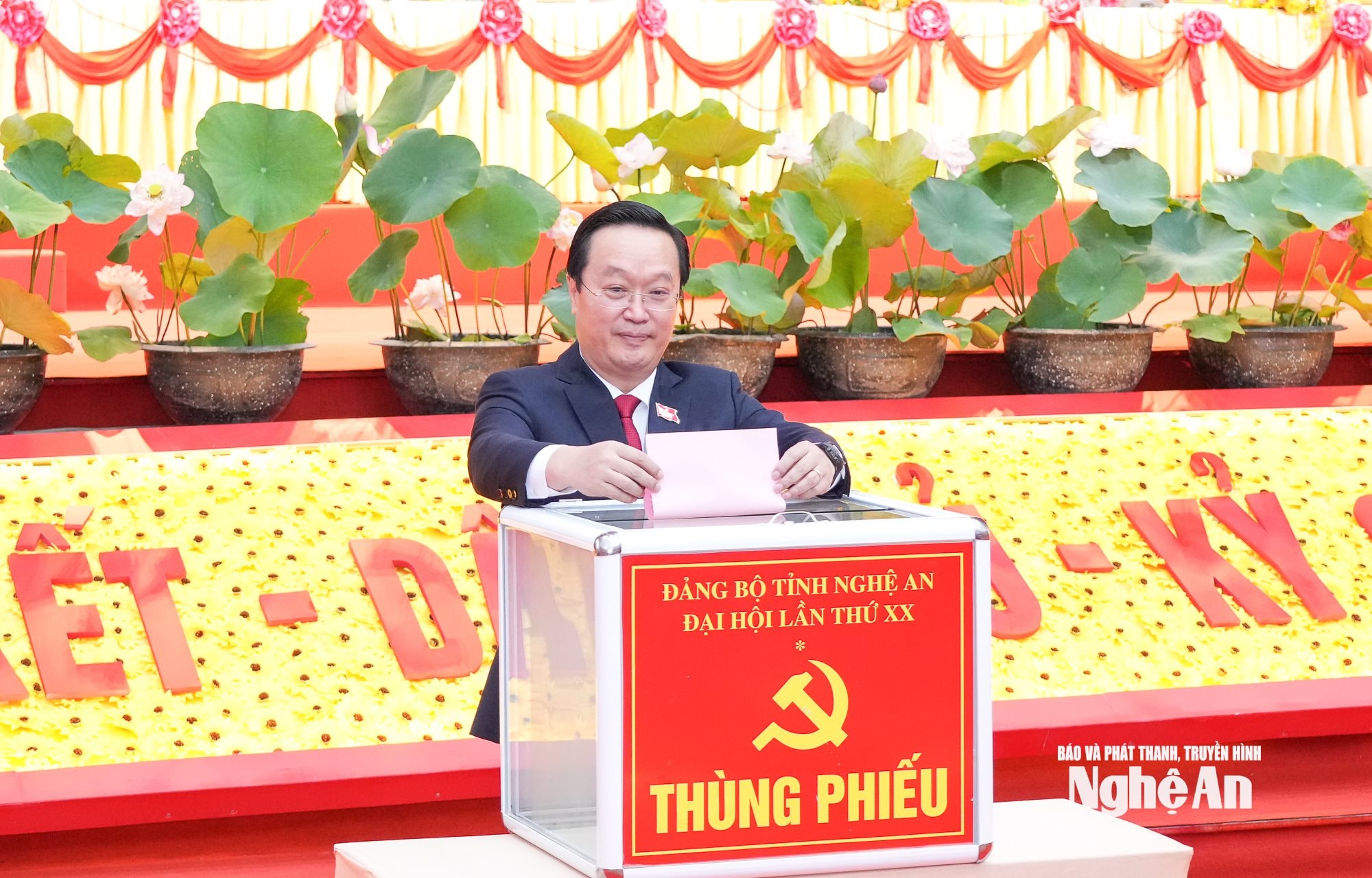 Bầu 68 đồng chí vào Ban Chấp hành Đảng bộ tỉnh Nghệ An khóa XX, nhiệm kỳ 2025 - 2030