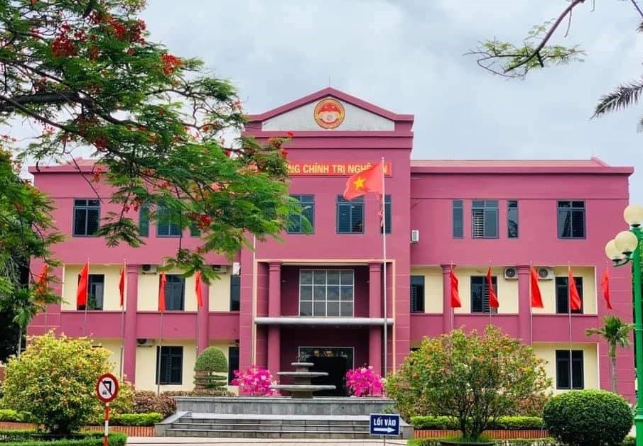 Thông báo khai giảng lớp Bồi dưỡng ngạch chuyên viên và tương đương K39.3; Bồi dưỡng ngạch chuyên viên chính và tương đương K15.2