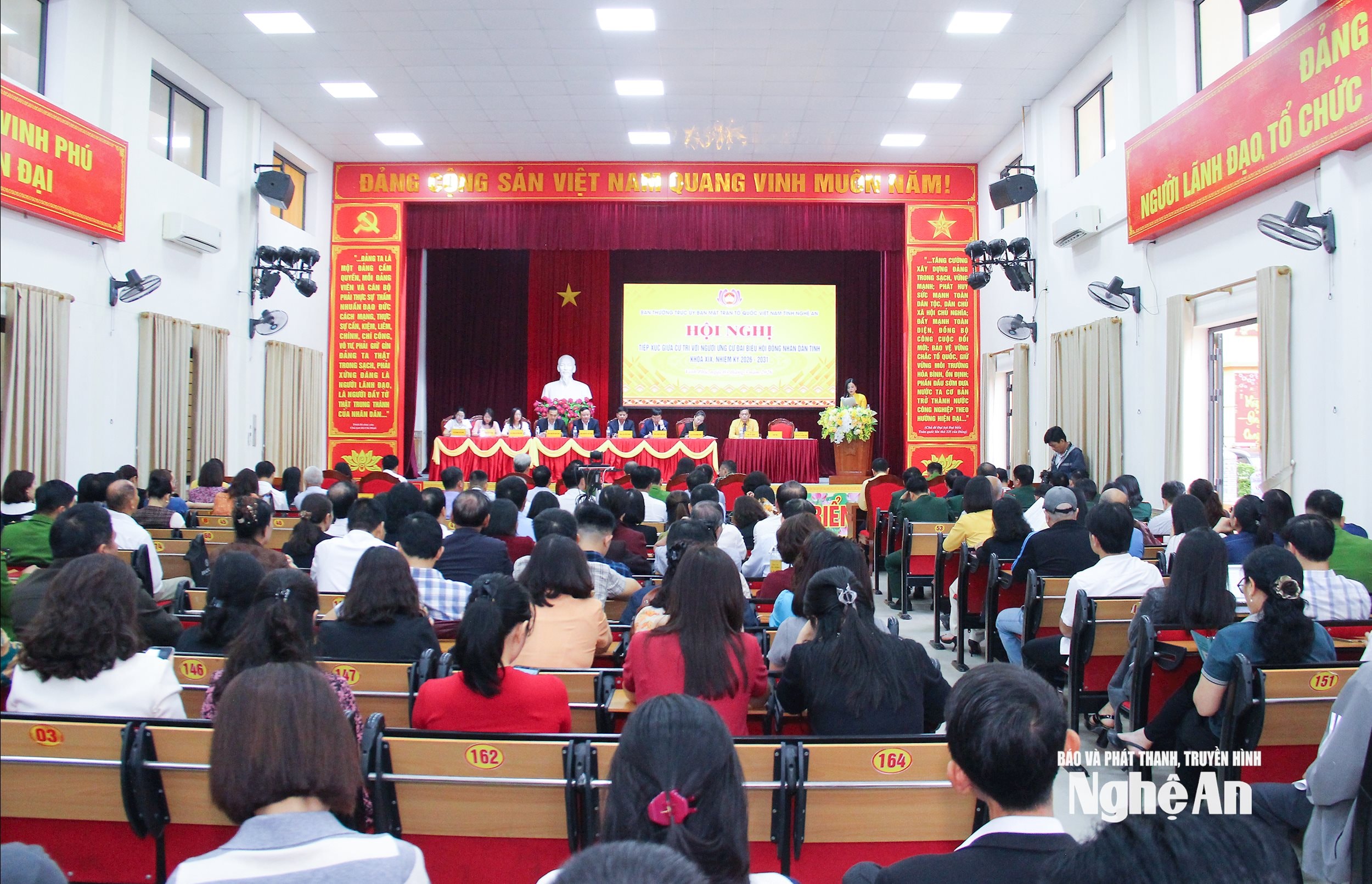 Lá phiếu của niềm tin và trách nhiệm tương lai- Kỳ 2: Chọn đúng người để gửi trọn niềm tin