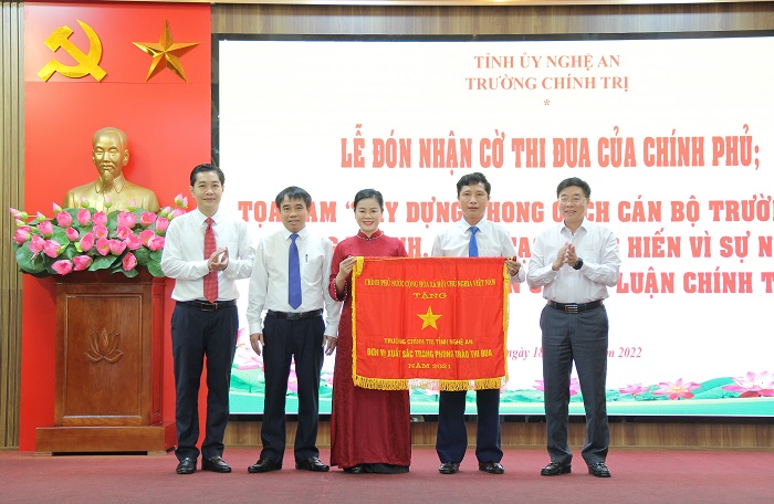 Xây dựng Trường Chính trị tỉnh Nghệ An đạt chuẩn mức 1 theo Quy định số 11-QĐ/TW của Ban Bí thư