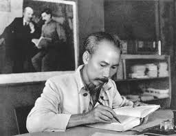 Vận dụng tư tưởng Hồ Chí Minh về 